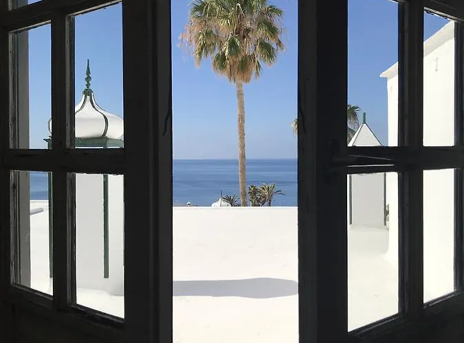 Pueblos Aparthotel 2*